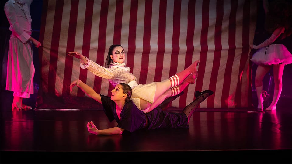 The Lady in Pink Tights performed by Dart Dancers: Camilla Nero and Isabella Compagnoni